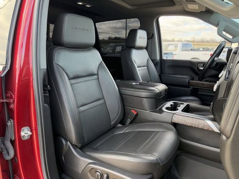 Used 2022 GMC Sierra 3500 Denali w/ Denali Ultimate Package image 35