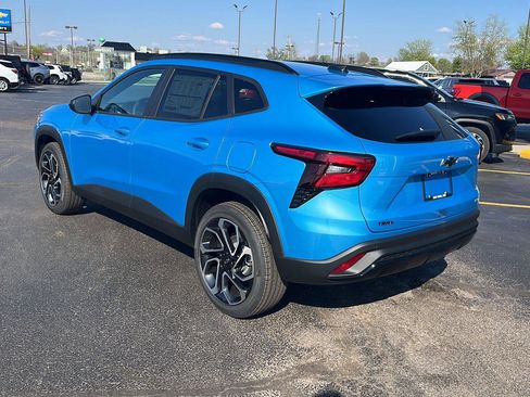New 2026 Chevrolet Trax RS FWD image 3