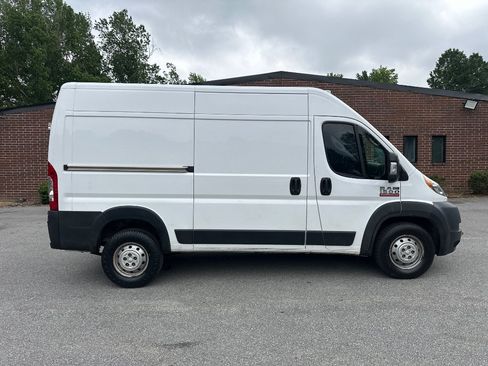 Used 2019 RAM ProMaster 1500 FWD image 8