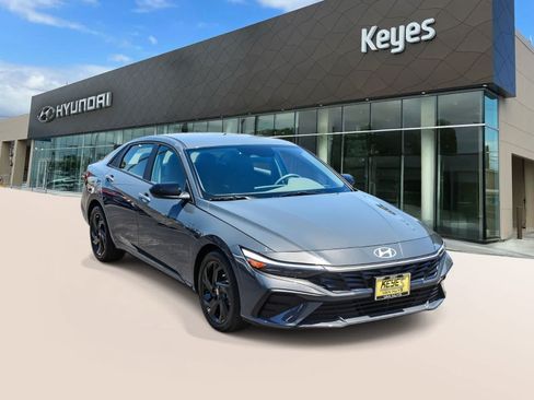 Certified 2026 Hyundai Elantra Sport FWD image 3
