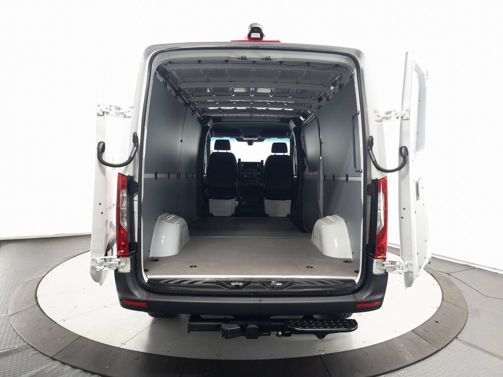Used 2026 Mercedes-Benz Sprinter 2500 image 22