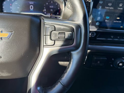 Used 2025 Chevrolet Silverado 2500 LT w/ Convenience Package image 21