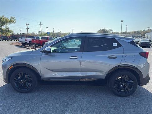 Used 2024 Buick Encore GX Sport Touring w/ Comfort Package FWD image 4