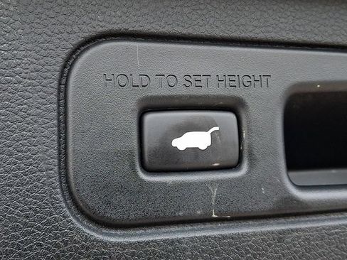 Used 2023 Honda Pilot EX-L image 26