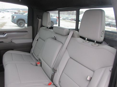 New 2026 GMC Sierra 1500 SLT w/ SLT Premium Plus Package image 14