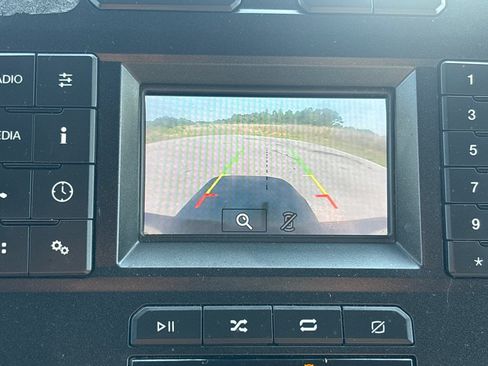 Used 2018 Ford F150 XLT RWD image 15