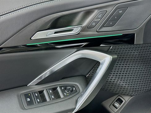 Used 2025 BMW X1 xDrive28i image 15