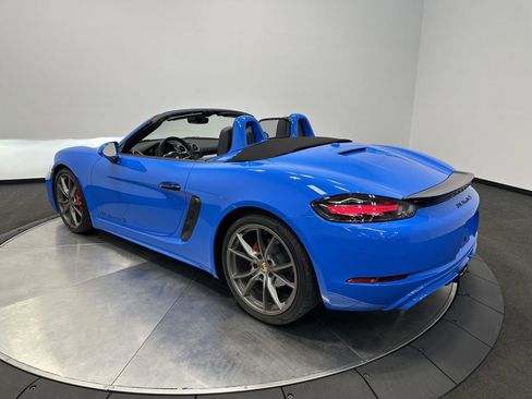 Certified 2025 Porsche 718 Boxster S RWD image 17