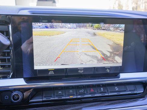 New 2026 Chevrolet Silverado 1500 LT image 15