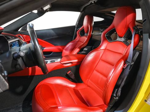 Used 2016 Chevrolet Corvette Z06 w/ 3LZ Preferred Equipment Group RWD image 39