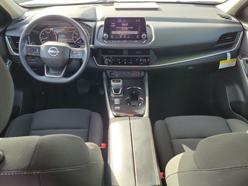 Certified 2025 Nissan Rogue S FWD image 11