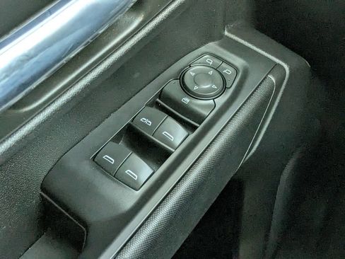 Used 2023 Chevrolet Silverado 1500 Custom RWD image 19