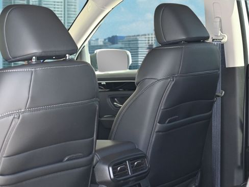 New 2025 Honda Pilot EX-L image 21