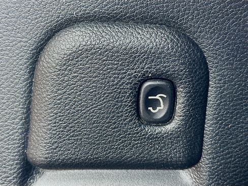 Used 2020 Jeep Grand Cherokee Limited X image 31