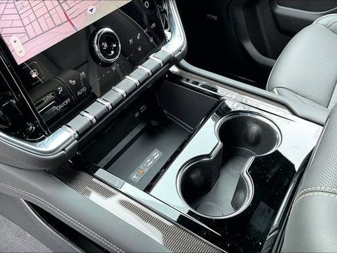 New 2026 GMC Yukon Elevation w/ Elevation Premium Package image 9