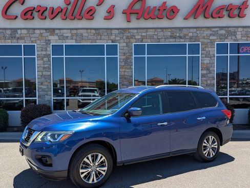 Used 2020 Nissan Pathfinder SL AWD/4WD image 1