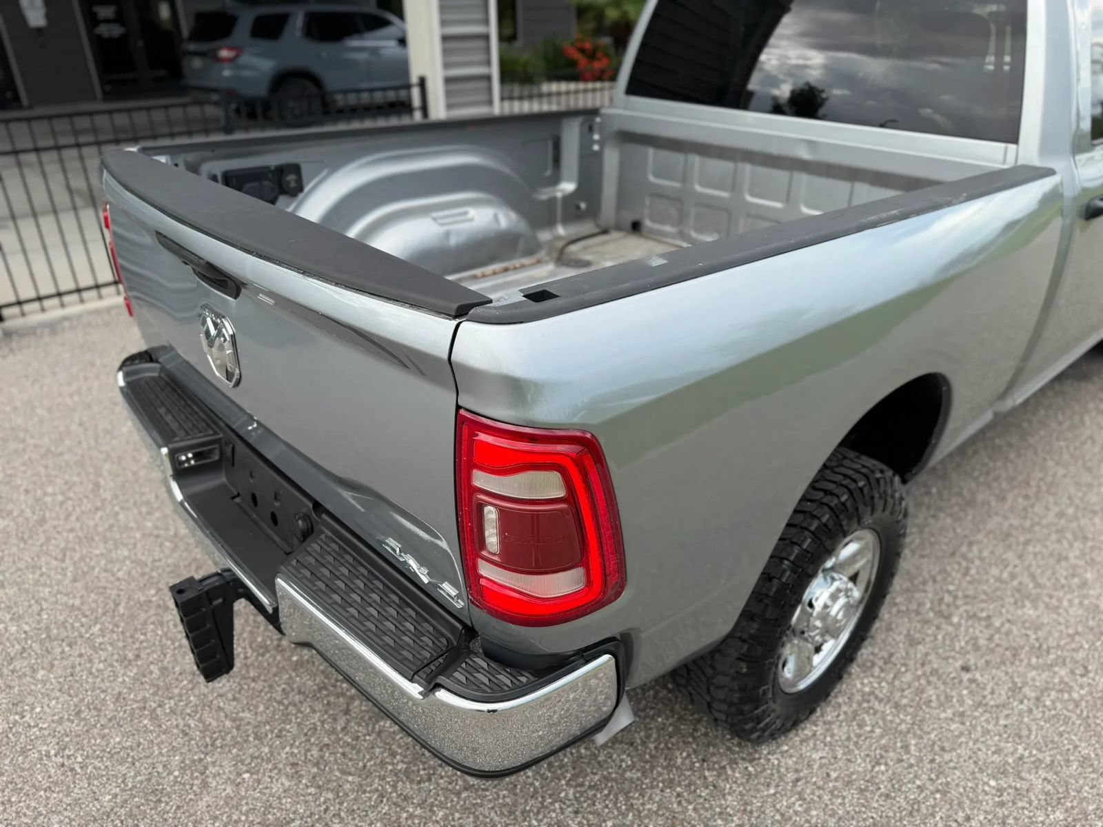 Used 2024 RAM 2500 Big Horn AWD/4WD image 10