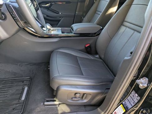 New 2026 Land Rover Range Rover Evoque S image 12