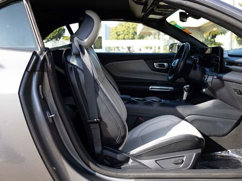 Used 2024 Ford Mustang Premium image 13