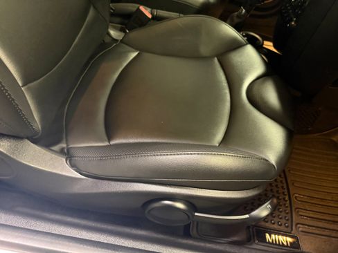 Used 2011 MINI Cooper S image 11