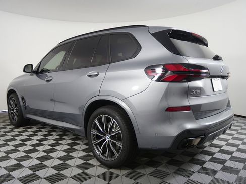 Used 2026 BMW X5 xDrive40i w/ Executive Package AWD/4WD image 5