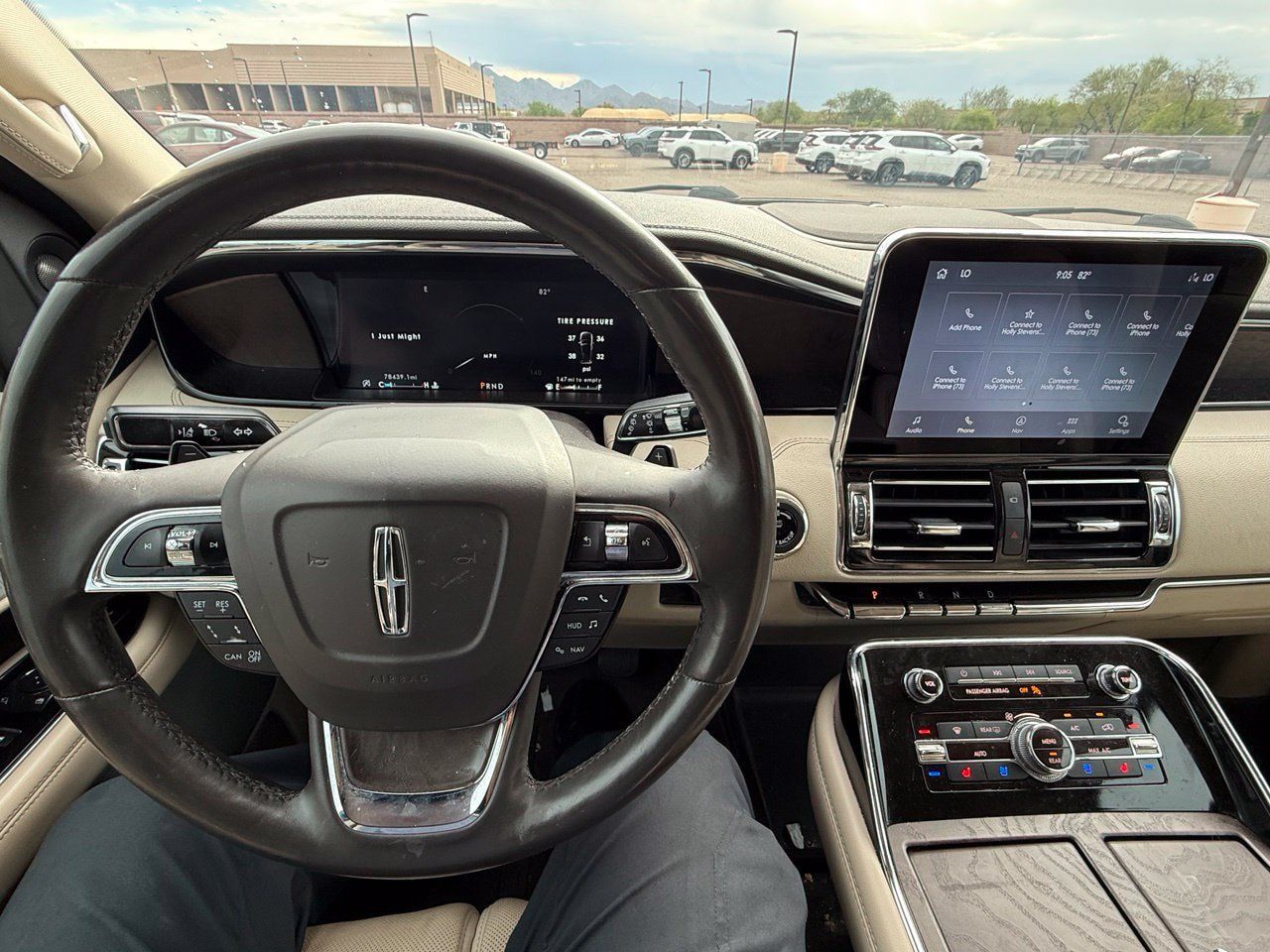 Used 2021 Lincoln Navigator L Reserve AWD/4WD image 23