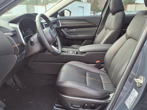 Certified 2025 MAZDA CX-50 AWD 2.5 Hybrid w/ Premium Pkg image 17