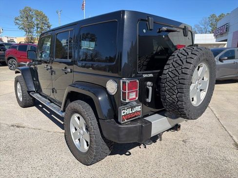 Used 2012 Jeep Wrangler Unlimited Sahara w/ Dual Top Group image 8
