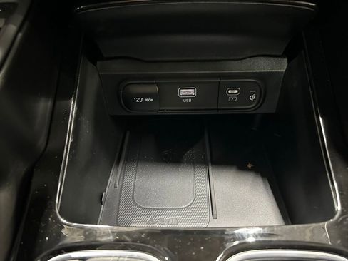 New 2025 Kia Telluride EX image 18