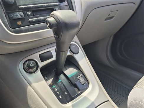 Used 2006 Toyota Highlander 2WD V6 image 8