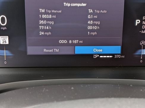 Used 2025 Volvo V60 B5 Cross Country Plus image 15