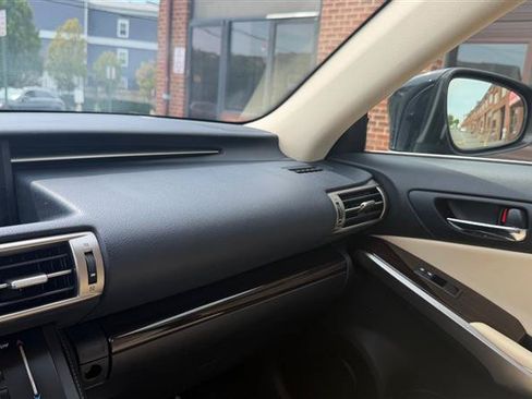 Used 2014 Lexus IS 250 AWD w/ Luxury Package w/Brown Wood image 39