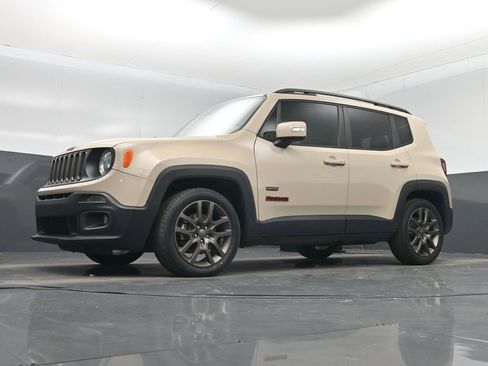 Used 2016 Jeep Renegade 75th Anniversary image 43