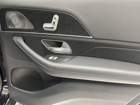 Certified 2024 Mercedes-Benz GLS 450 4MATIC image 20