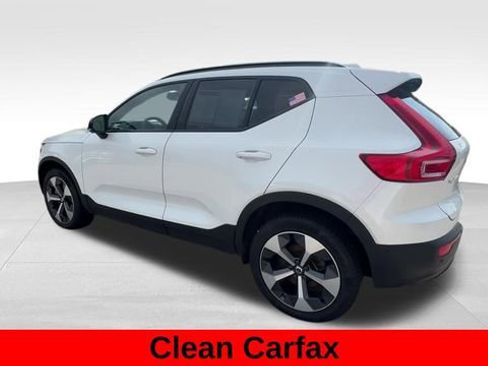 Used 2023 Volvo XC40 B5 Ultimate image 3