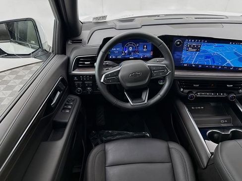 Used 2025 Chevrolet Tahoe Z71 w/ Comfort Package image 26