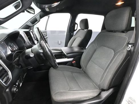 Used 2019 RAM 1500 Big Horn AWD/4WD image 26
