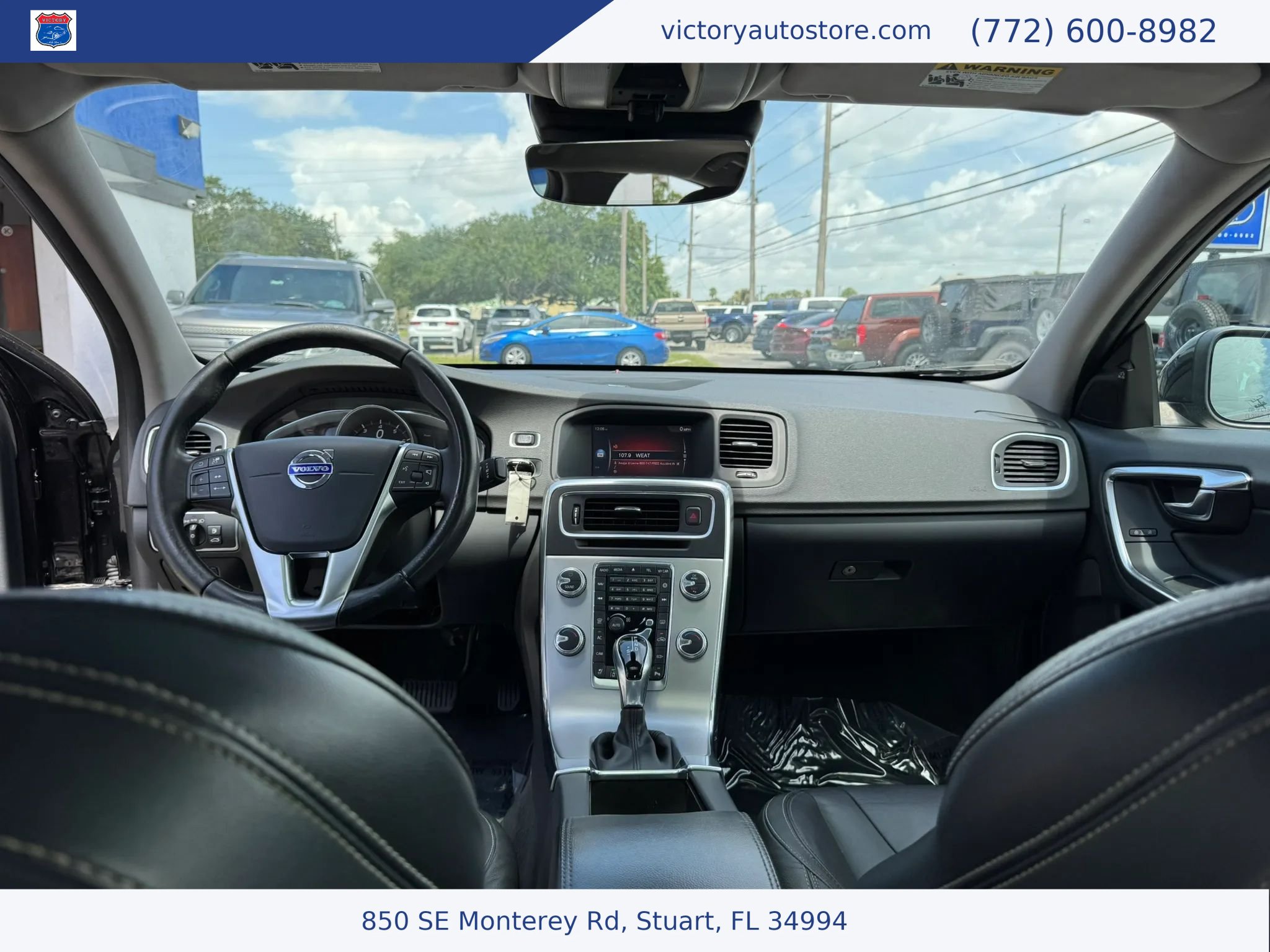 Used 2018 Volvo S60 T5 Dynamic w/ Vision Package FWD image 2