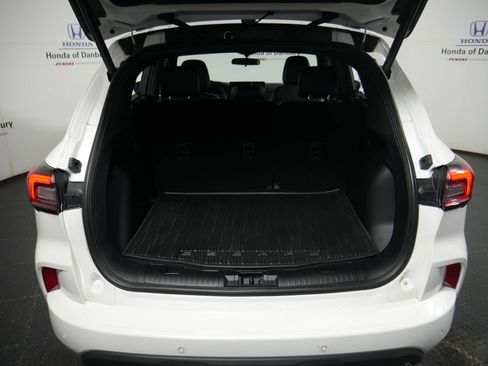 Used 2024 Ford Escape ST-Line w/ Tech Pack #1 image 6