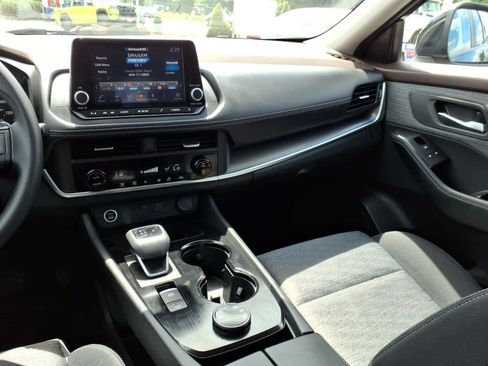 Certified 2023 Nissan Rogue SV AWD/4WD image 15