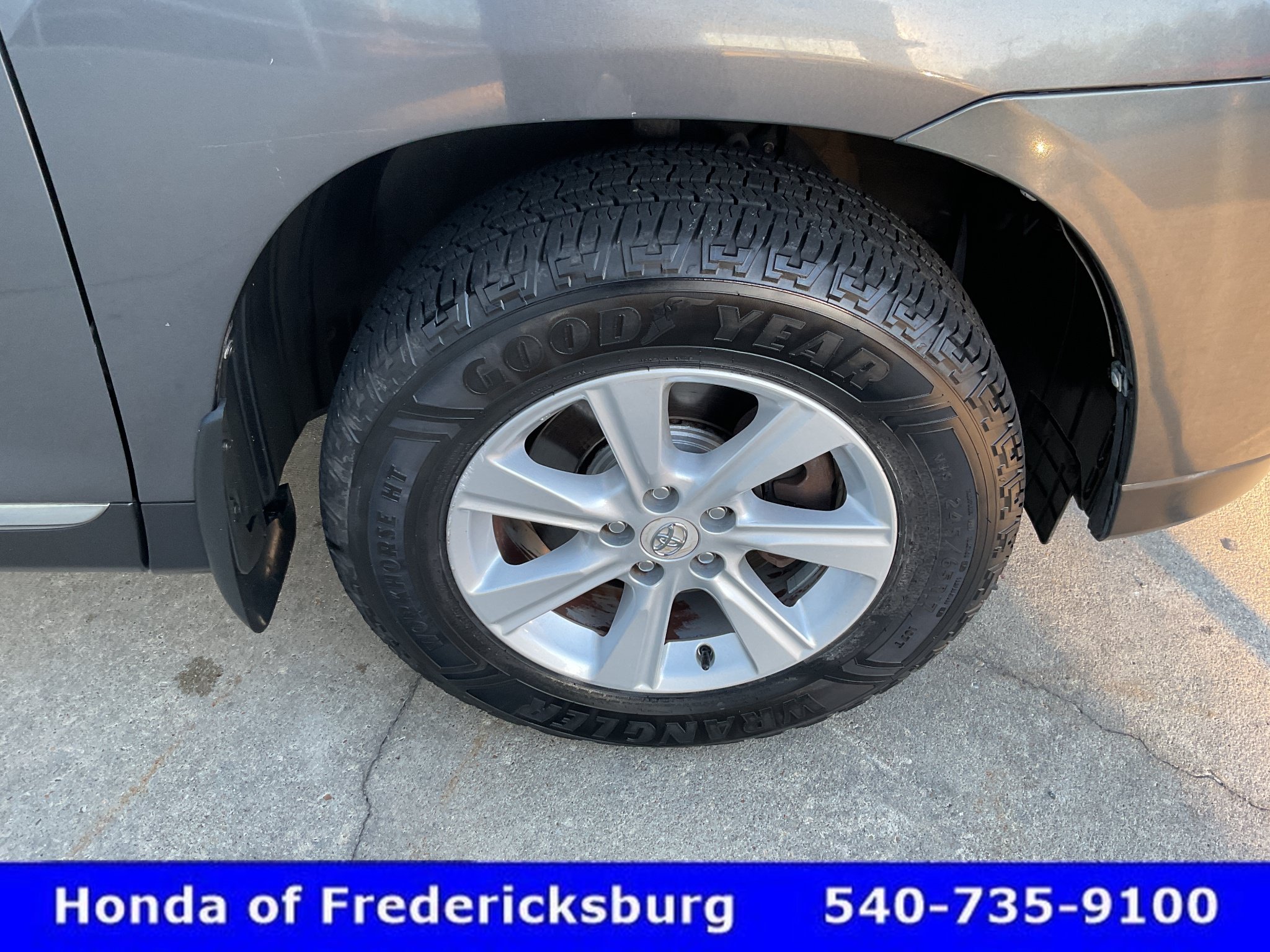 Used 2011 Toyota Highlander SE w/ Convenience Pkg AWD/4WD image 13