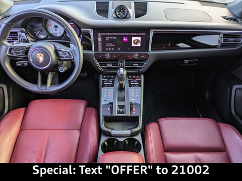 Used 2022 Porsche Macan S image 18