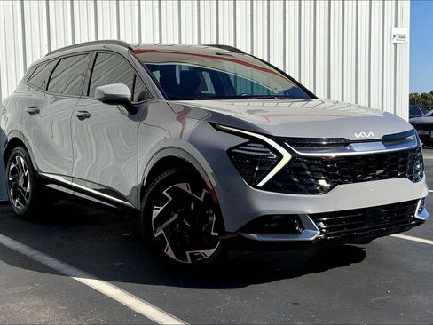 Used 2024 Kia Sportage SX image 2