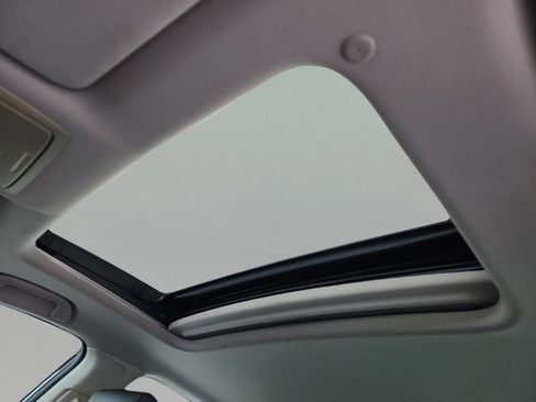 Used 2018 Honda Accord EX-L image 25