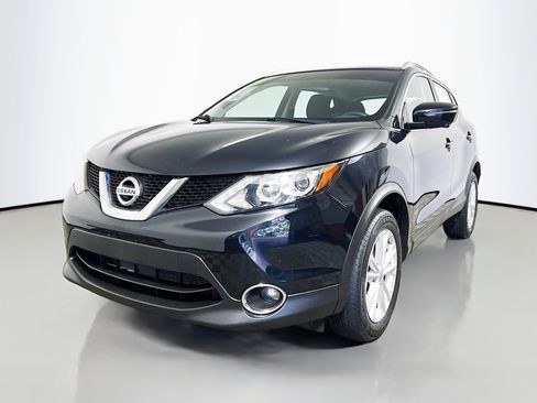 Used 2017 Nissan Rogue Sport SV w/ SV Premium Package image 10