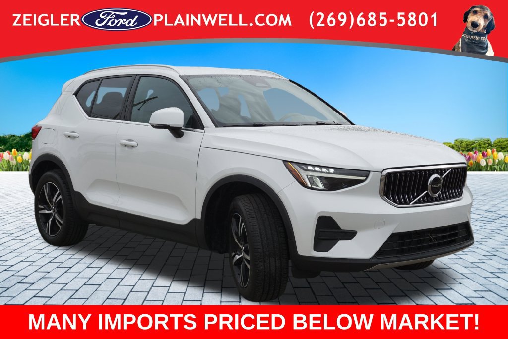 Used 2024 Volvo XC40 B5 Core AWD/4WD image 7