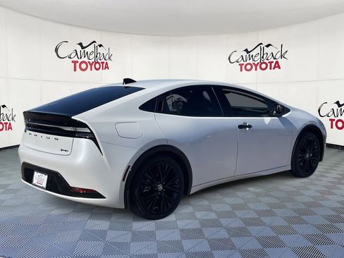 New 2026 Toyota Prius Plug-In Hybrid image 8