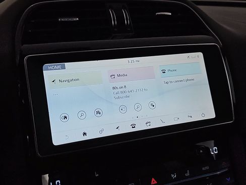Used 2018 Jaguar F-PACE Portfolio AWD/4WD image 21