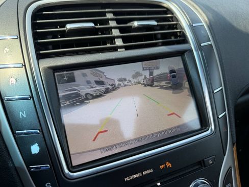 Used 2020 Lincoln Nautilus Reserve FWD image 27