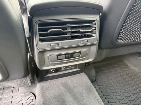 Used 2021 Audi Q7 2.0T Premium Plus AWD/4WD image 30